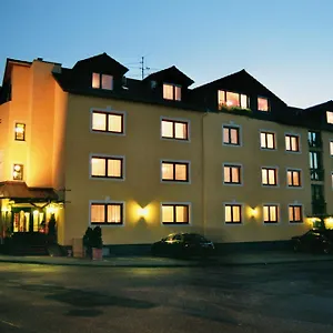 central-hotel-am-konigshof.hotelsheidelberg.net/